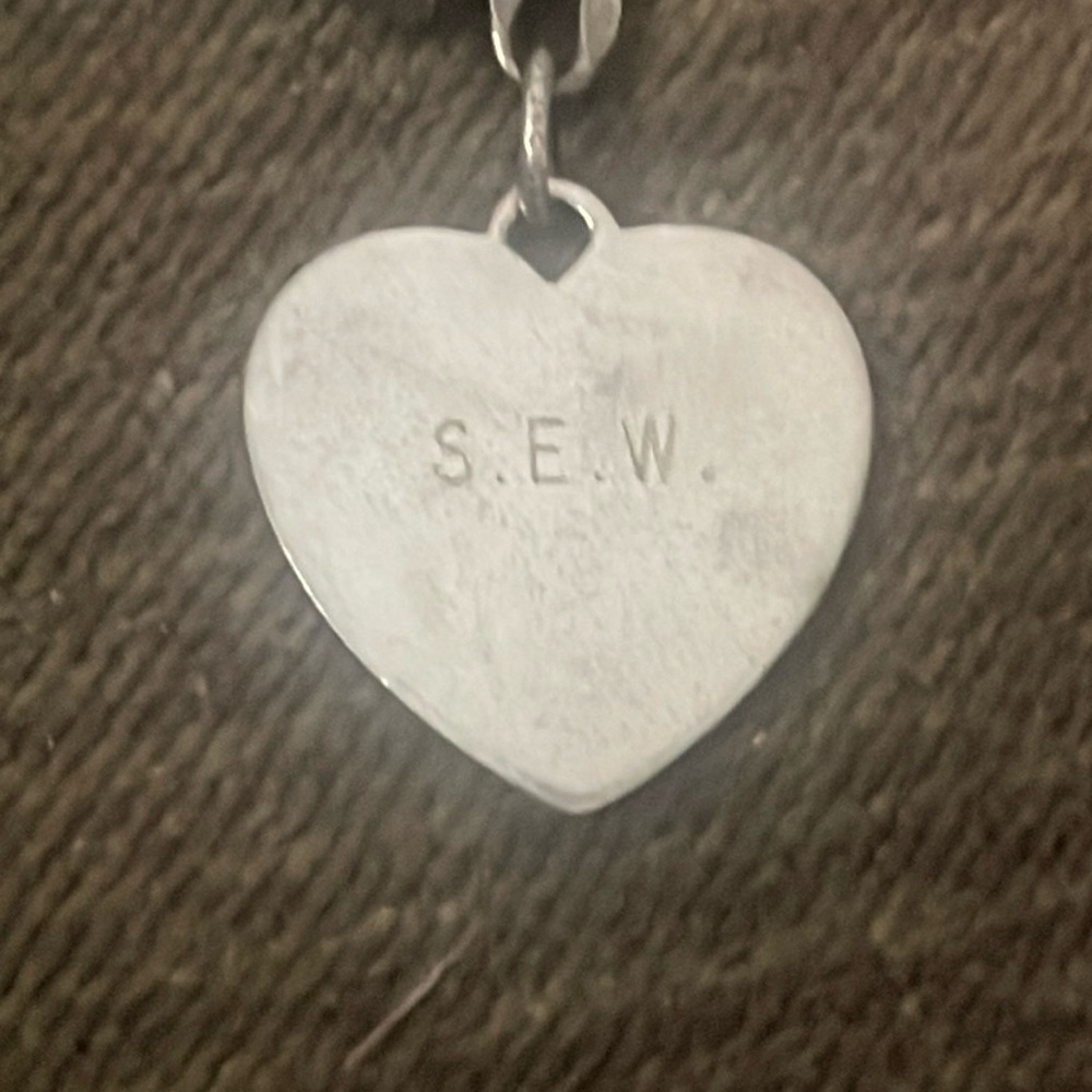 Sterling CHARM/PENDANT real solid Silver Fine Jewelry Vintage 1960’s 60s Heart